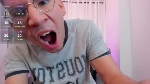 Snapshot of timothy_jones1 chatting on March 1, 2025, 10:55 am timi jones online show from March 1, 2025, 10:55 am