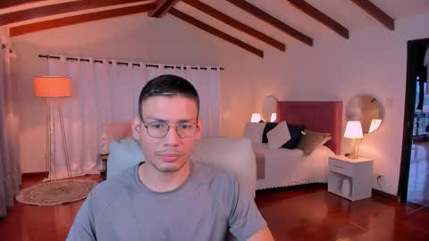 Snapshot of timothy_jones1 chatting on September 15, 2025, 11:10 am timi jones online show from September 15, 2025, 11:10 am