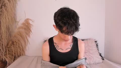 Timothy 21 years old online show from January 17, 2025, 7:38 pm