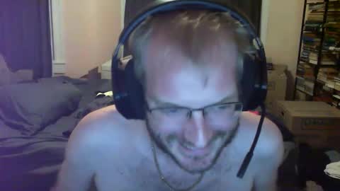 Snapshot of timtimmyyyy chatting on December 21, 2025, 4:30 am timtimmyyyy online show from December 21, 2025, 4:30 am