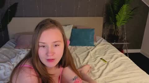 Snapshot of tina_hicks chatting on March 9, 2026, 10:08 am Stella online show from March 9, 2026, 10:08 am