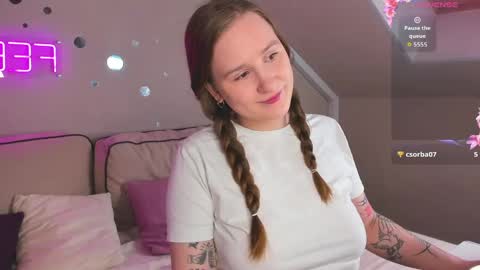 Snapshot of tina_hicks chatting on April 16, 2026, 9:10 am Stella online show from April 16, 2026, 9:10 am