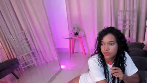 Snapshot of tina_rousse2 chatting on February 6, 2026, 4:21 pm T I N A online show from February 6, 2026, 4:21 pm