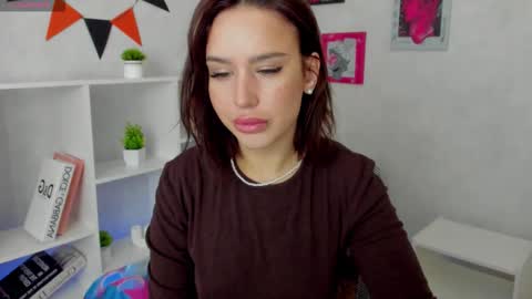 Snapshot of tina_xx_tina chatting on March 19, 2026, 2:04 am Kristina online show from March 19, 2026, 2:04 am