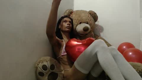 Snapshot of tinaa_williams chatting on February 14, 2025, 6:51 pm tinaa_williams online show from February 14, 2025, 6:51 pm