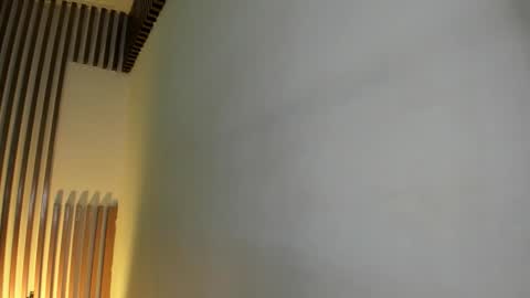 Tina  online show from November 5, 2025, 5:07 am