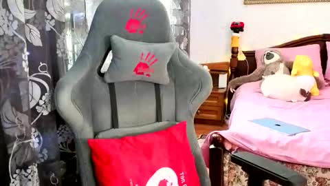 Tina online show from February 20, 2026, 6:26 am