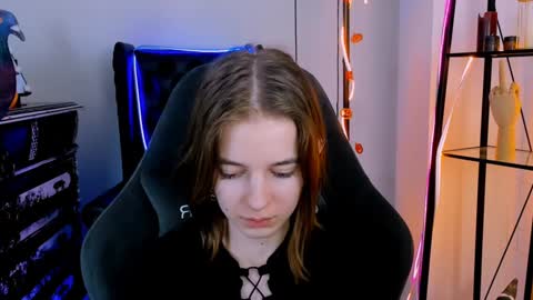 Tina Davil online show from December 3, 2024, 5:45 pm