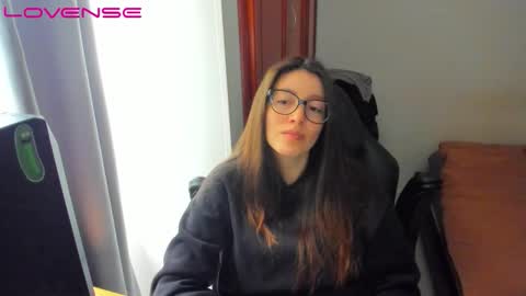 Tina online show from November 5, 2025, 7:47 pm