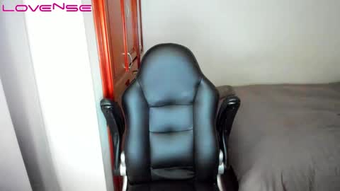 Tina online show from November 26, 2025, 8:10 pm