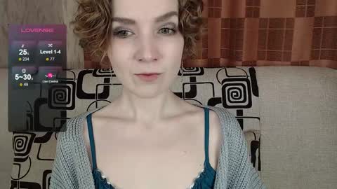 Snapshot of tinawincee chatting on February 19, 2026, 4:41 am Tina online show from February 19, 2026, 4:41 am