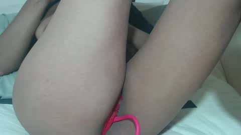 Snapshot of tinaxxxpetite chatting on January 7, 2026, 5:48 pm Tina online show from January 7, 2026, 5:48 pm