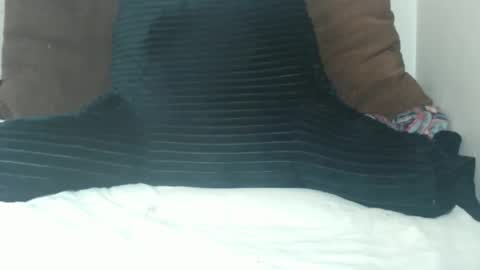 Snapshot of tinaxxxpetite chatting on February 11, 2026, 4:45 pm Tina online show from February 11, 2026, 4:45 pm