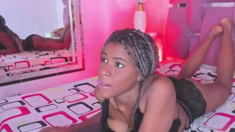 Snapshot of tinkeerbell_ chatting on September 8, 2025, 5:34 pm Tina online show from September 8, 2025, 5:34 pm