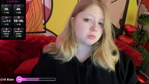 Snapshot of tinkerrbelll chatting on April 25, 2026, 7:44 pm TinkerrBelll online show from April 25, 2026, 7:44 pm