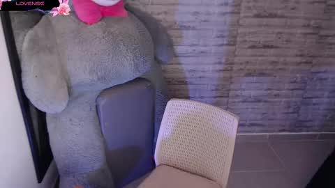 Snapshot of tinna__hottie chatting on January 10, 2026, 12:40 pm Tinna Goddess online show from January 10, 2026, 12:40 pm