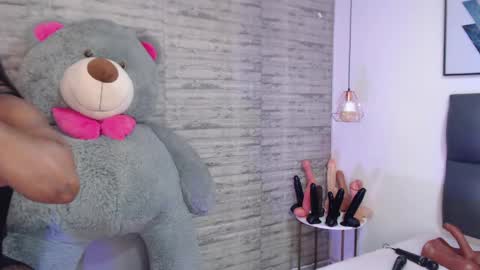Snapshot of tinna__hottie chatting on May 6, 2026, 4:12 pm Tinna Goddess online show from May 6, 2026, 4:12 pm