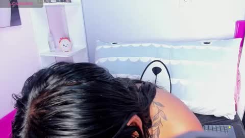 Snapshot of tinna_noa chatting on February 8, 2026, 7:45 am tinna noa online show from February 8, 2026, 7:45 am