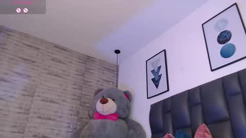 Snapshot of tinnahottie chatting on October 14, 2025, 5:47 pm Tinna Goddess online show from October 14, 2025, 5:47 pm