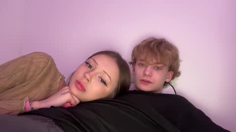 Snapshot of tinnydoll chatting on February 15, 2026, 4:03 pm TinnyDoll online show from February 15, 2026, 4:03 pm