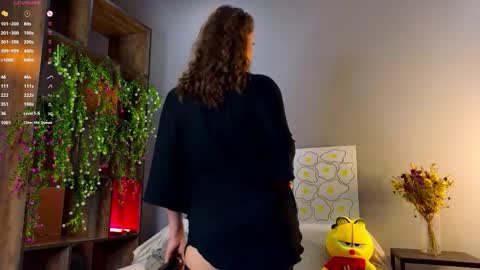 Snapshot of tinnymollys01 chatting on November 7, 2025, 10:37 am Molly online show from November 7, 2025, 10:37 am