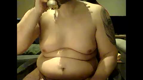 Snapshot of tinstranger33 chatting on November 2, 2025, 7:00 am tinstranger33 online show from November 2, 2025, 7:00 am