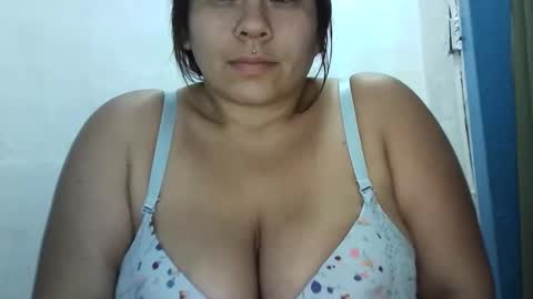 Snapshot of tintal_jers chatting on February 4, 2025, 3:54 am tintal jers online show from February 4, 2025, 3:54 am