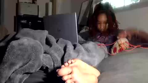 Snapshot of tiny_cupcake2 chatting on October 17, 2025, 1:57 pm cupcake online show from October 17, 2025, 1:57 pm