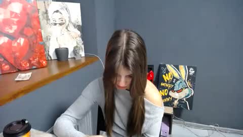 Gloria online show from October 27, 2025, 7:34 am