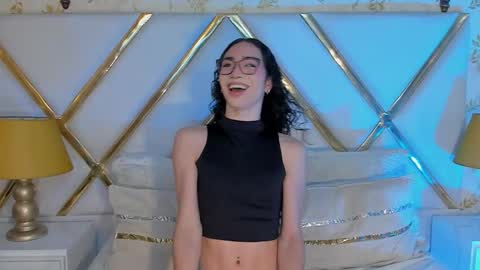 Snapshot of tiny_thomm chatting on March 8, 2026, 7:45 am Thomm Independent Model online show from March 8, 2026, 7:45 am