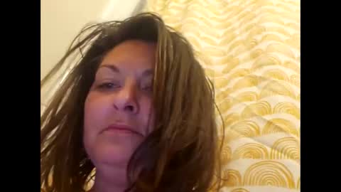 Snapshot of tinyassbossymilf chatting on March 8, 2026, 9:02 am tinyassbossymilf online show from March 8, 2026, 9:02 am