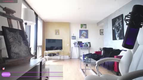 stage Kylie Sinner  brand CLITBAIT online show from March 20, 2026, 5:51 pm