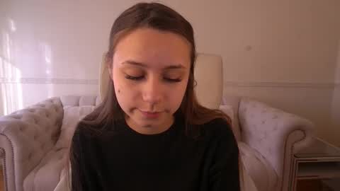 Snapshot of tinynataliee chatting on January 19, 2026, 8:40 am tinynataliee online show from January 19, 2026, 8:40 am