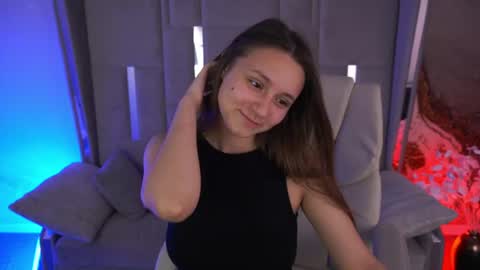 tinynataliee online show from July 3, 2026, 9:10 pm