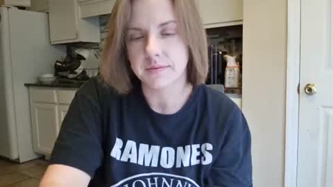 tinywithtiddies online show from October 26, 2025, 2:12 pm