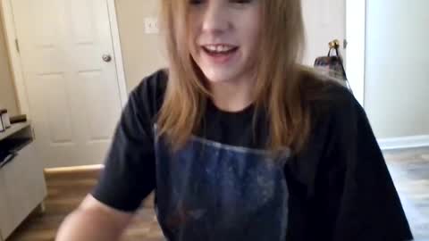 Snapshot of tinywithtiddies chatting on February 14, 2026, 4:42 am tinywithtiddies online show from February 14, 2026, 4:42 am