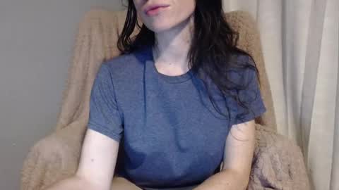 TinyyTina online show from April 1, 2026, 10:38 am