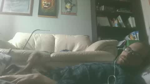 titlovercums online show from January 9, 2026, 4:32 pm