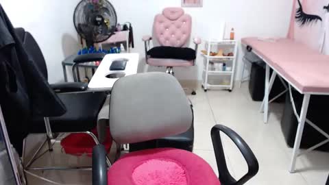 DIVA online show from October 23, 2025, 12:32 am