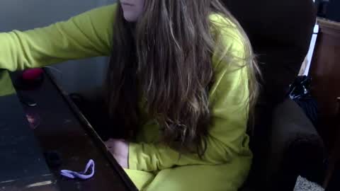 Snapshot of tittygirl8 chatting on February 5, 2025, 5:53 pm Tittygirl8 online show from February 5, 2025, 5:53 pm