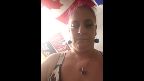 Snapshot of tjxxx69 chatting on April 22, 2026, 6:09 pm Tj online show from April 22, 2026, 6:09 pm