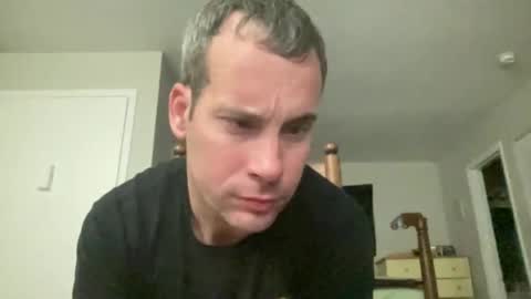 tleigh24 online show from December 31, 2024, 12:32 am