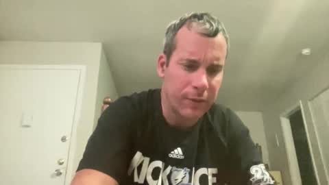 tleigh24 online show from December 14, 2025, 1:55 am