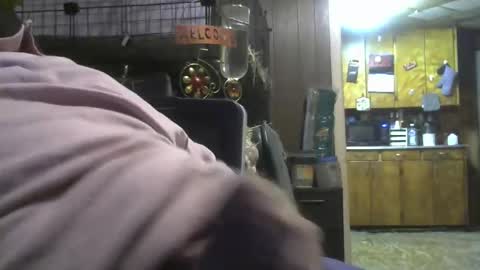 Snapshot of to_boldly_go chatting on October 19, 2025, 2:45 am to_boldly_go online show from October 19, 2025, 2:45 am