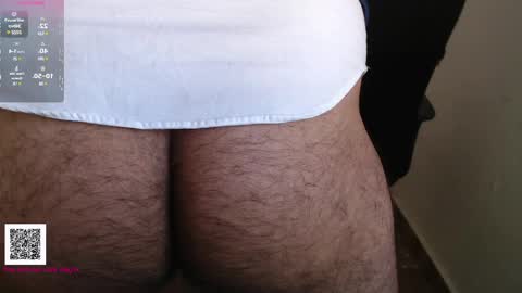 Snapshot of toaster1993 chatting on December 5, 2024, 2:33 pm Leonel online show from December 5, 2024, 2:33 pm