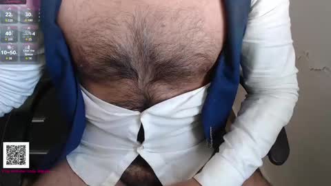 Snapshot of toaster1993 chatting on January 22, 2025, 12:17 pm Leonel online show from January 22, 2025, 12:17 pm