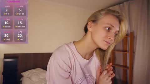 Mary online show from November 12, 2025, 7:20 am