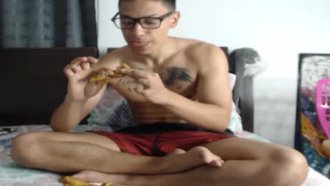 Snapshot of tobicraig chatting on February 1, 2026, 1:15 am Andres Independent Model online show from February 1, 2026, 1:15 am