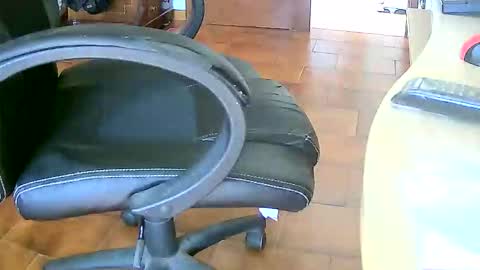 Snapshot of tobikoyuzu chatting on February 15, 2026, 2:58 pm Tobiko online show from February 15, 2026, 2:58 pm