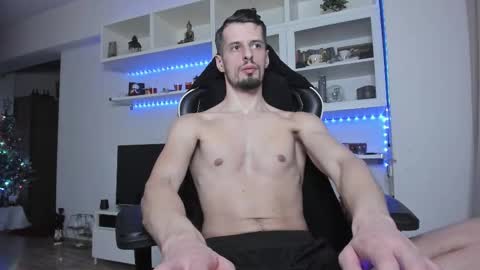 Snapshot of toddclaytonn chatting on January 5, 2026, 5:27 pm Todd online show from January 5, 2026, 5:27 pm